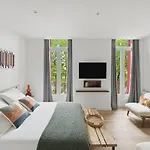 Apartment Lumineux Avec Balcon, Coeur Historique Dax