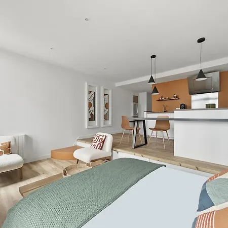 Lumineux Avec Balcon, Coeur Historique Apartment *