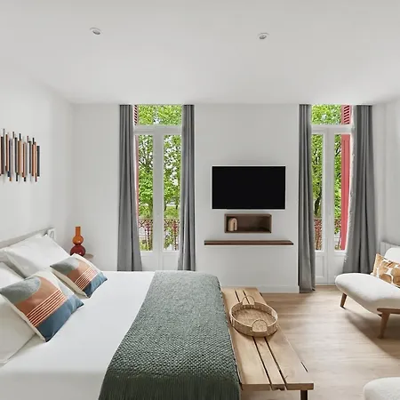 شقة Lumineux Avec Balcon, Coeur Historique داكس